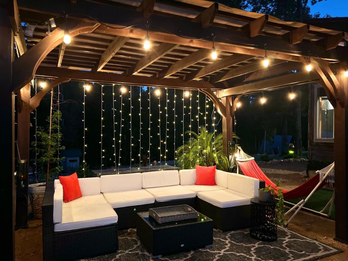 The Gemini-A Dreamy, Waterfront Tiny Cabin Rogersville Exterior foto