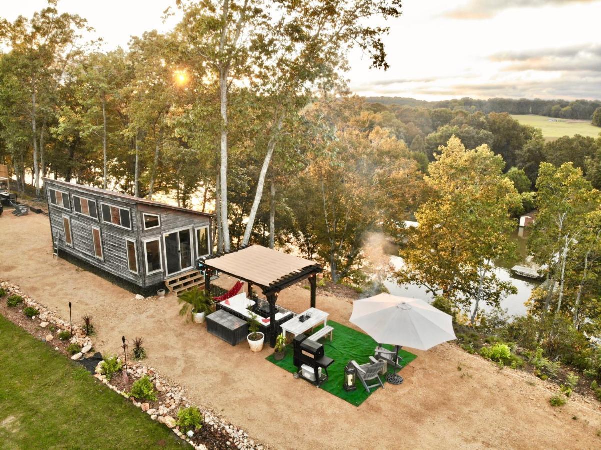 The Gemini-A Dreamy, Waterfront Tiny Cabin Rogersville Exterior foto