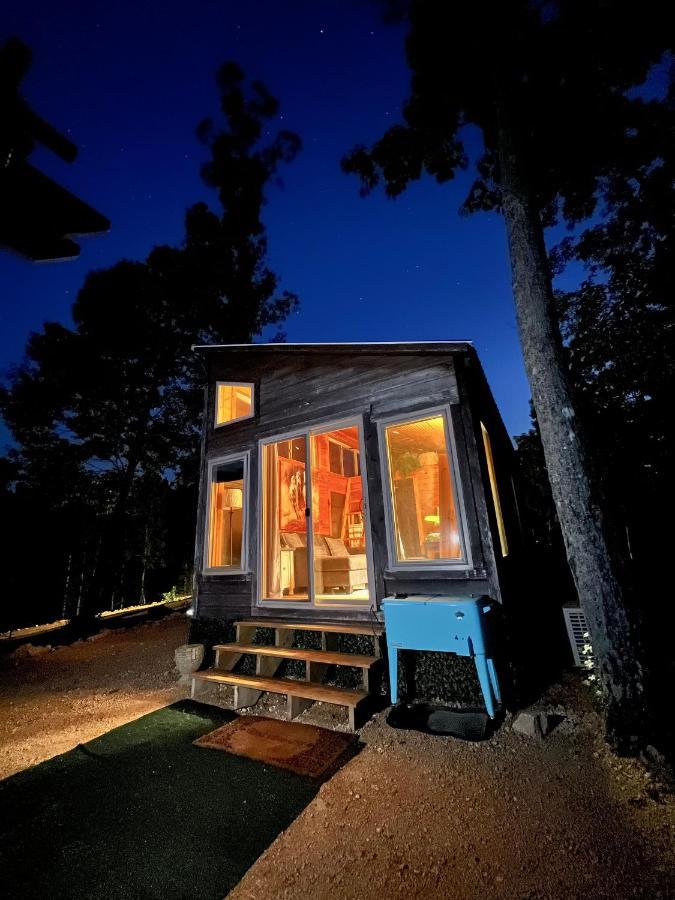 The Gemini-A Dreamy, Waterfront Tiny Cabin Rogersville Exterior foto